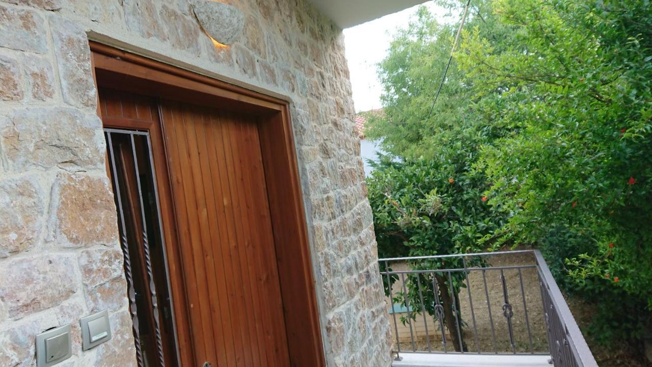 Stone House With Seaview Apartment Nea Poteidaia Exterior foto