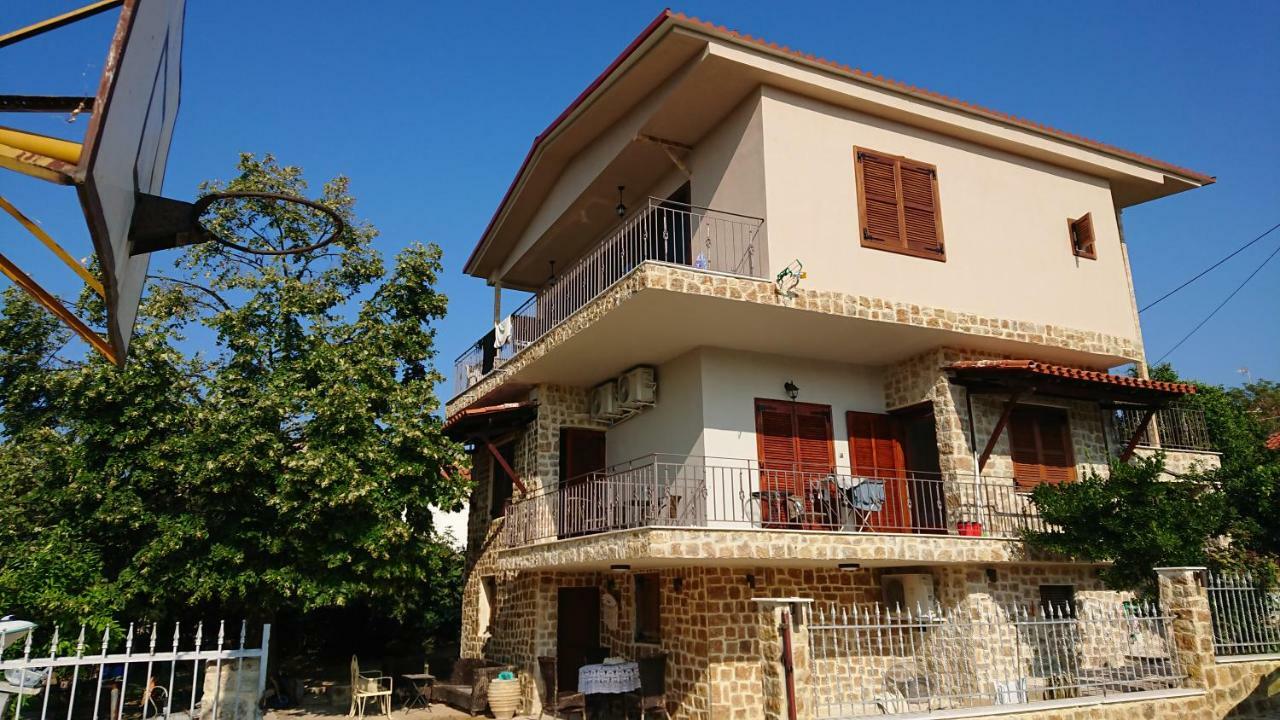 Stone House With Seaview Apartment Nea Poteidaia Exterior foto