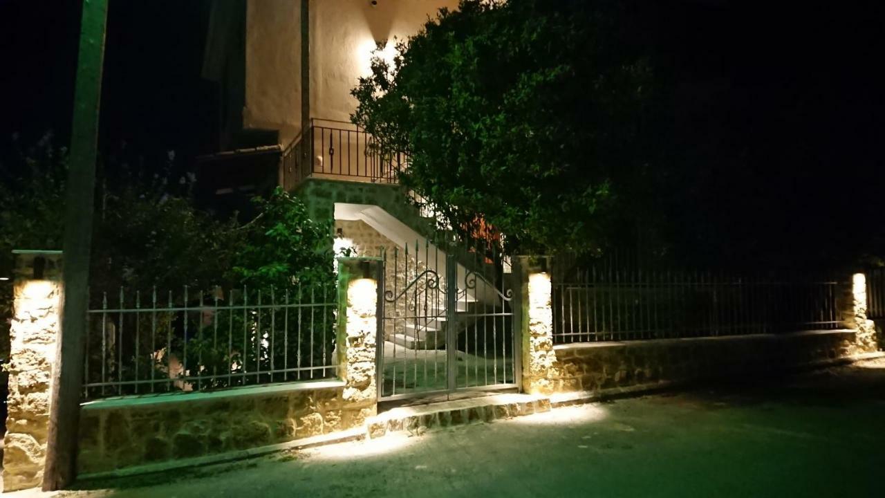 Stone House With Seaview Apartment Nea Poteidaia Exterior foto