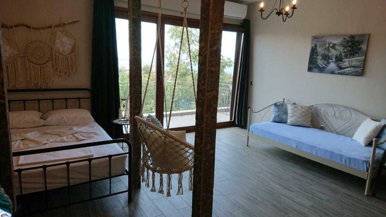 Stone House With Seaview Apartment Nea Poteidaia Exterior foto